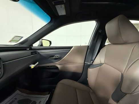 New 2025 Lexus ES 350 350 image 20