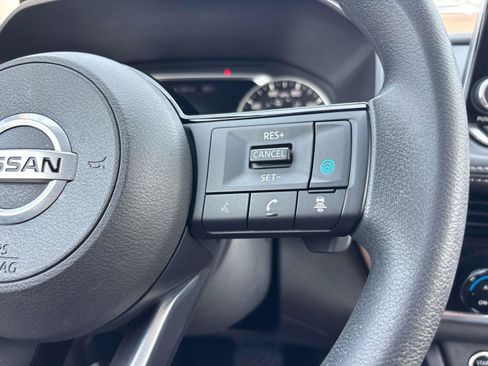 Used 2021 Nissan Rogue SV AWD/4WD image 20