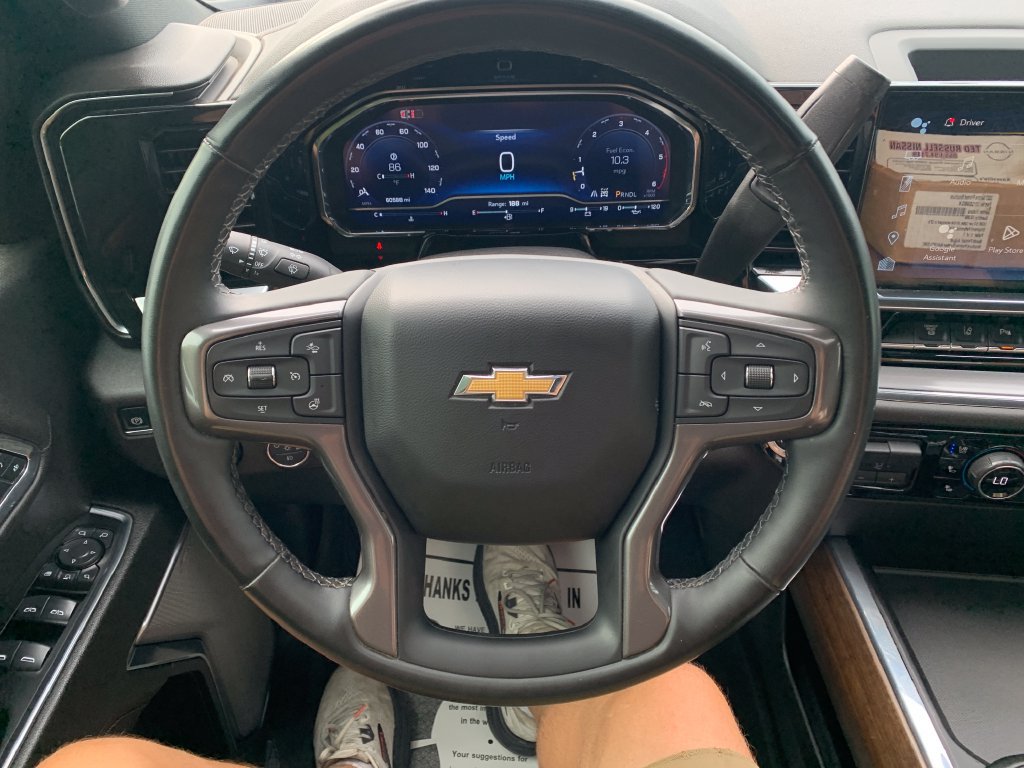 Used 2024 Chevrolet Silverado 2500 High Country w/ High Country Premium Package AWD/4WD image 8