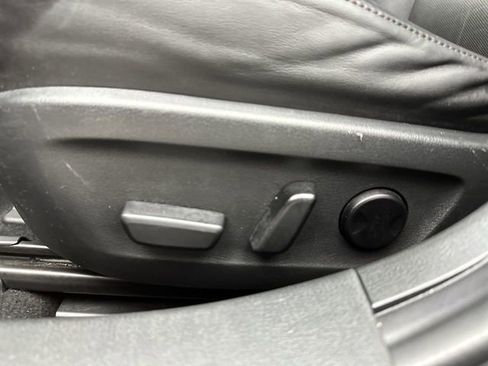 Used 2021 MAZDA MAZDA3 Premium Plus image 12