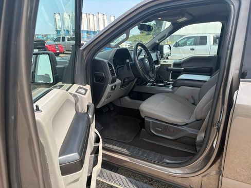 Used 2019 Ford F150 XLT w/ Equipment Group 302A Luxury AWD/4WD image 13