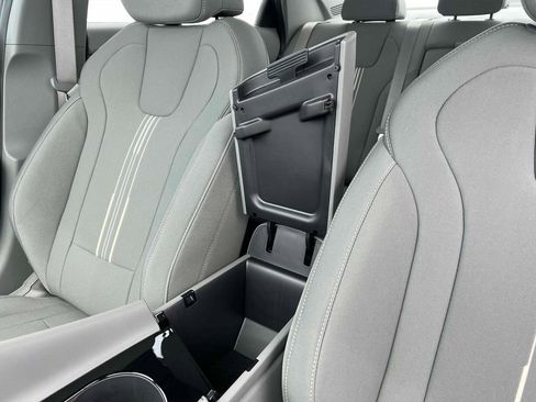 Used 2024 Hyundai Elantra SEL w/ Convenience Package FWD image 28