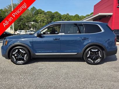 Used 2023 Kia Telluride EX