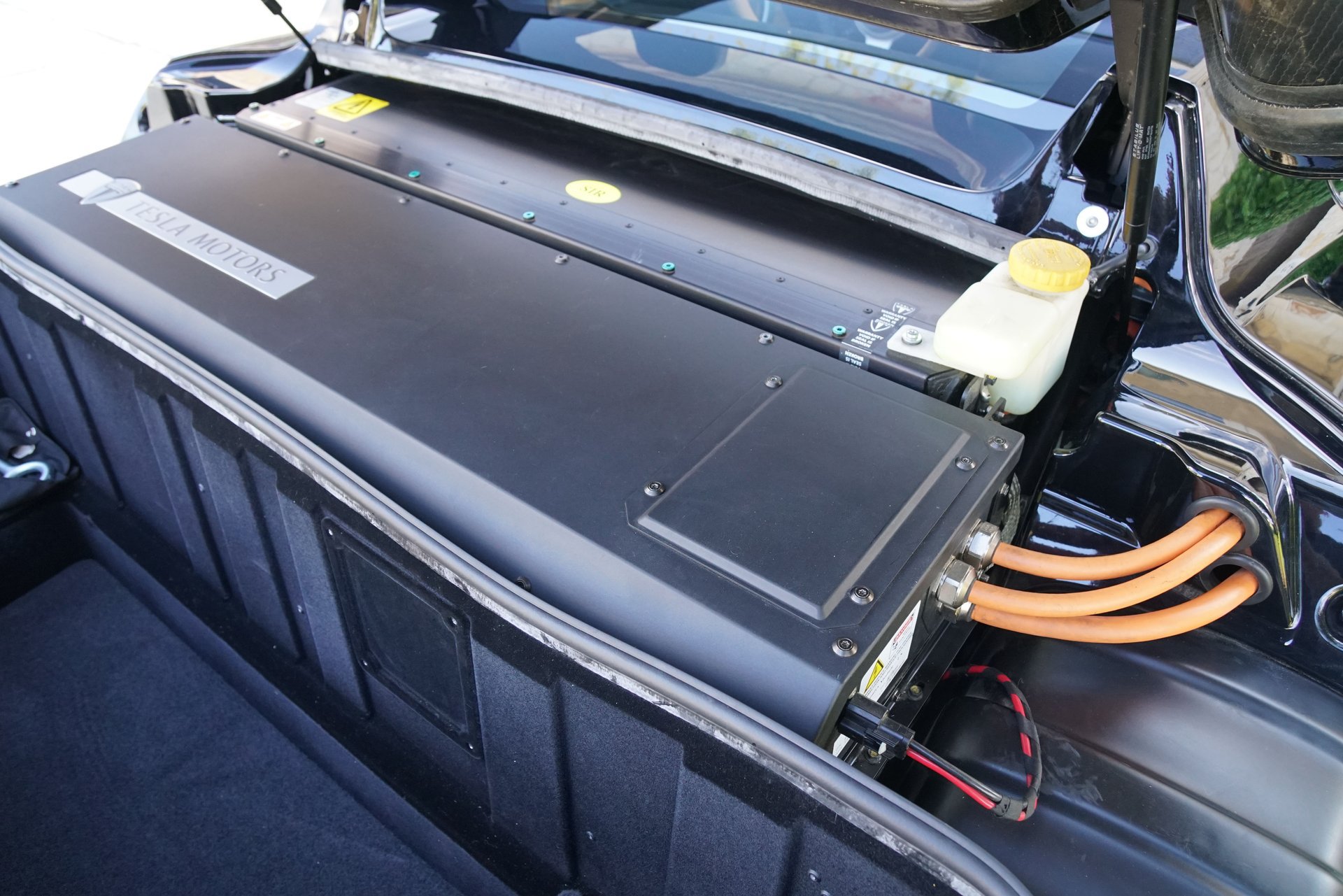 Used 2010 Tesla Roadster RWD image 34