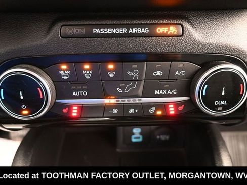Used 2022 Ford Escape SEL w/ Equipment Group 302A AWD/4WD image 16