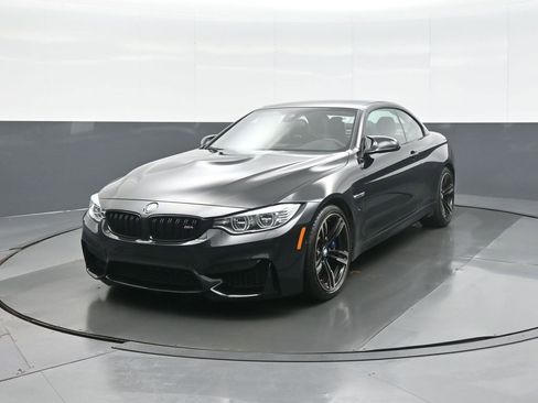Used 2015 BMW M4 Convertible image 3