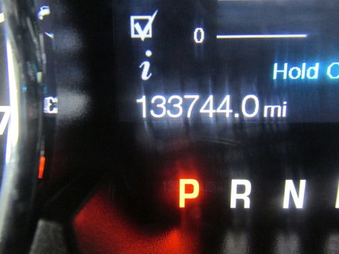 Used 2013 Ford F150 XLT w/ Mid Equipment Group AWD/4WD image 28