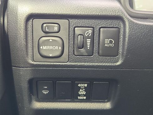 Used 2021 Toyota 4Runner SR5 Premium w/ Moonroof Package AWD/4WD image 18