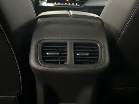 Certified 2025 Buick Envision Sport Touring image 21