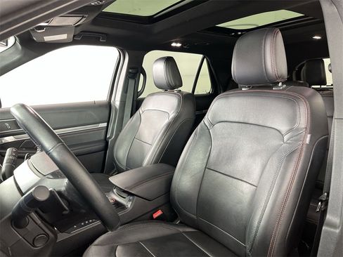 Used 2019 Ford Explorer Sport w/ Equipment Group 401A image 11