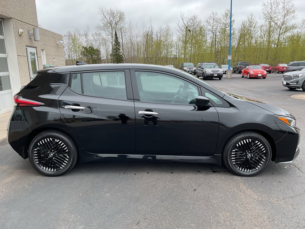 Used 2025 Nissan Leaf SV Plus FWD image 4