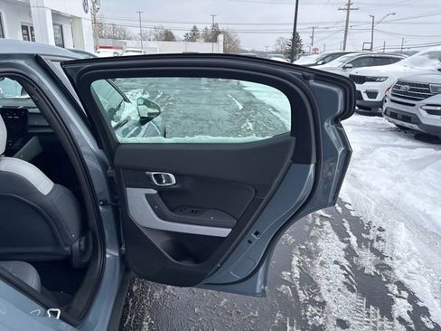 Used 2022 Polestar Polestar 2 w/ Pilot Package image 31