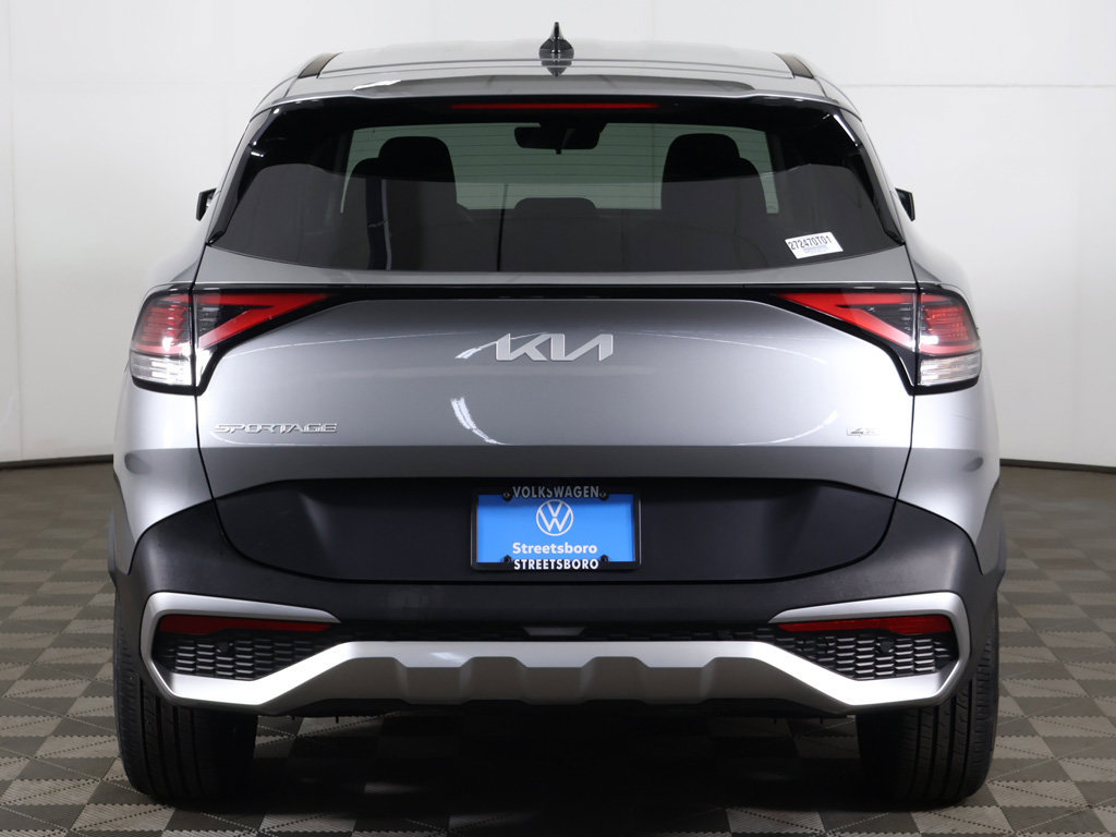 Used 2024 Kia Sportage LX AWD/4WD image 11