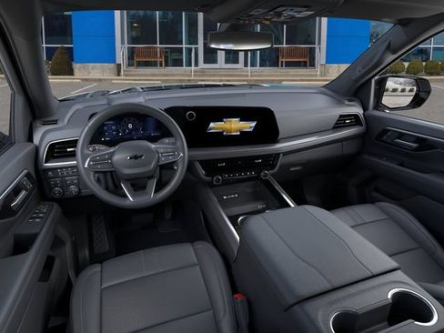 New 2026 Chevrolet Suburban RST w/ Comfort Package AWD/4WD image 15