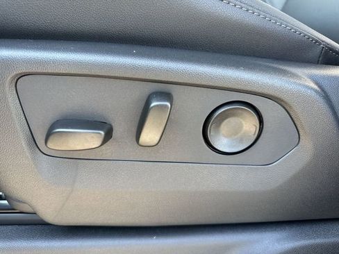 New 2026 GMC Sierra 1500 SLT w/ SLT Premium Plus Package image 12