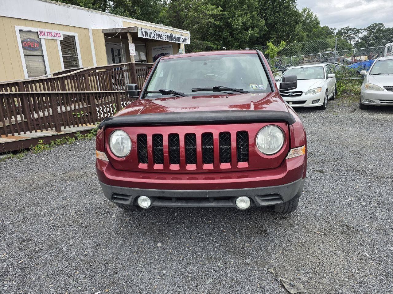 Used 2012 Jeep Patriot Latitude AWD/4WD image 5