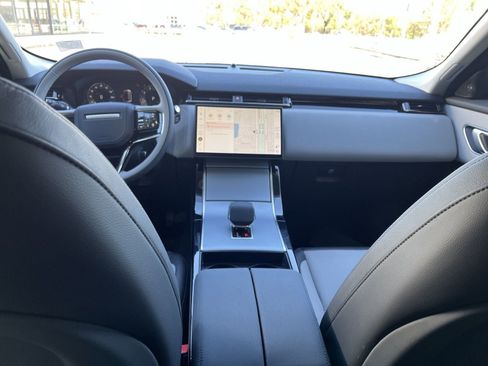 Used 2025 Land Rover Range Rover Velar S image 27