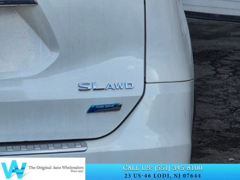 Used 2014 Nissan Rogue SL w/ SL Premium Package image 16