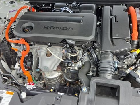 Used 2025 Honda Accord Sport image 10