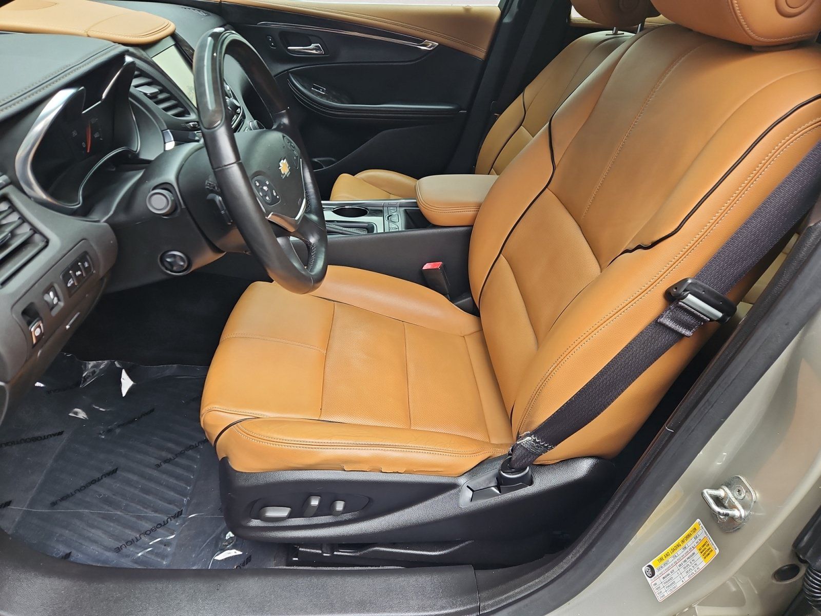 Used 2014 Chevrolet Impala LTZ FWD image 9