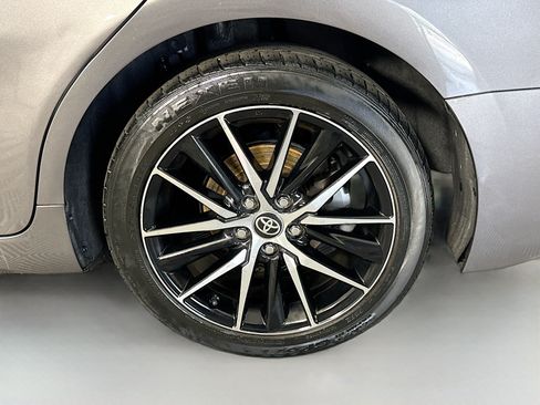 Used 2024 Toyota Camry SE w/ Cold Weather Package FWD image 36