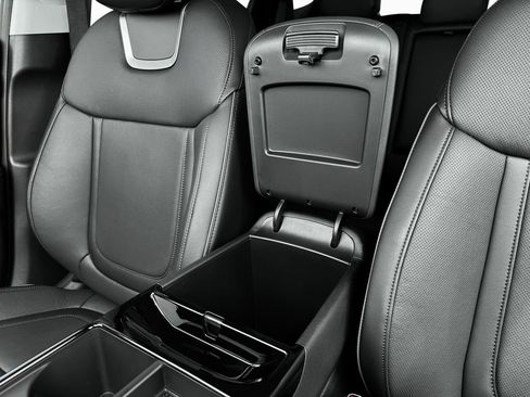 New 2025 Hyundai Tucson Limited image 27