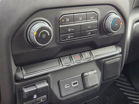 Used 2023 Chevrolet Silverado 2500 Custom w/ Custom Convenience Package image 17