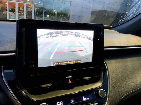 Certified 2024 Toyota Corolla Cross SE image 27