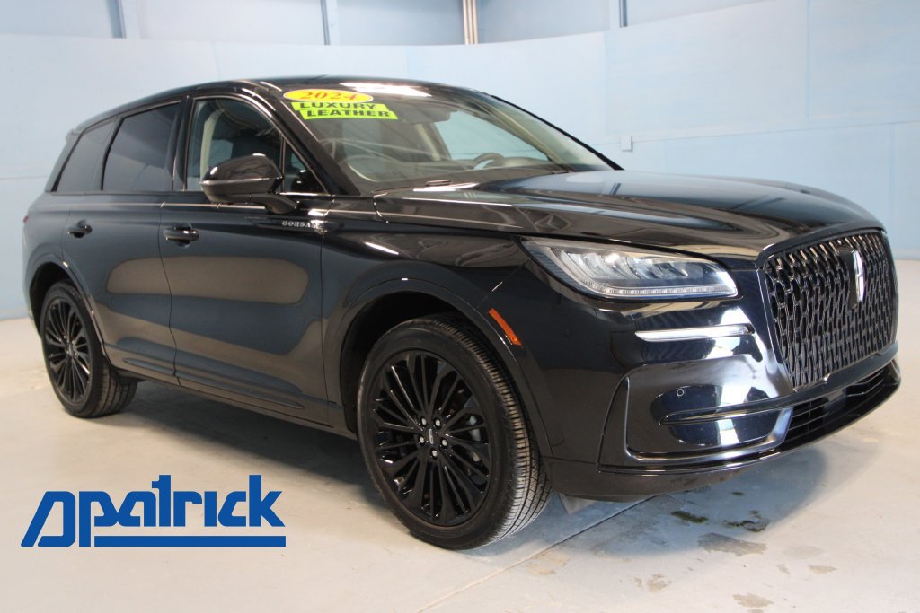 Used 2024 Lincoln Corsair AWD w/ Equipment Group 101A image 1