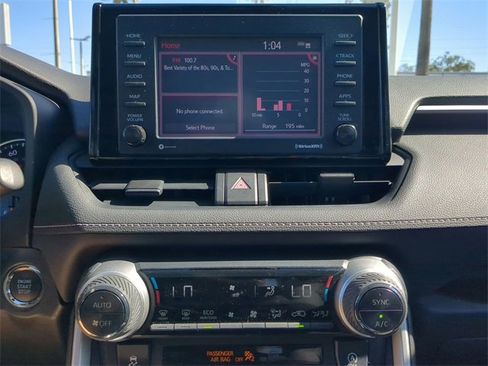 Used 2021 Toyota RAV4 XLE image 20