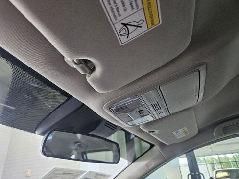 Used 2020 Honda CR-V LX image 22