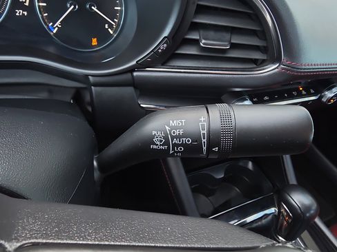 Used 2024 MAZDA MAZDA3 s image 17