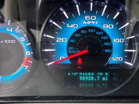 Used 2011 Ford Fusion SEL FWD image 13