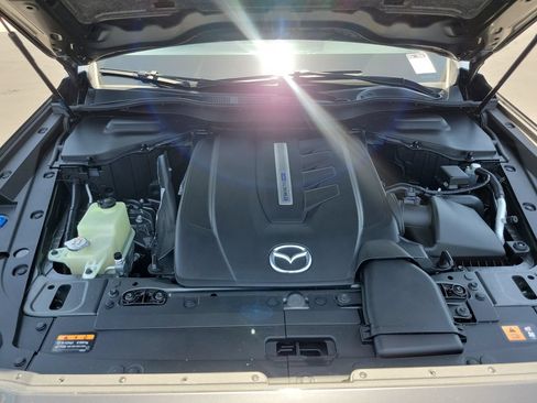 Certified 2024 MAZDA CX-90 Plug-In Hybrid w/ Preferred AWD/4WD image 32