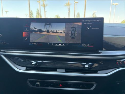 Used 2025 BMW X5 xDrive50e w/ M Sport Package image 18