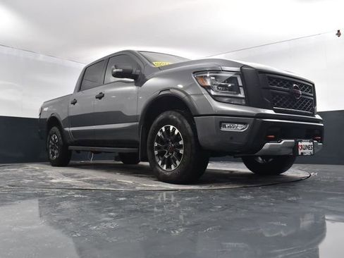 Used 2023 Nissan Titan PRO-4X w/ Pro-4x Convenience Package image 42