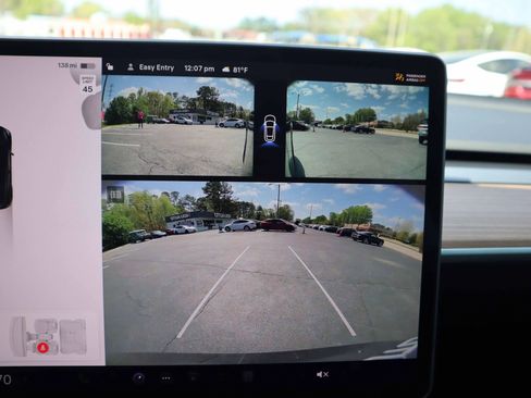 Used 2024 Tesla Model Y Long Range image 22