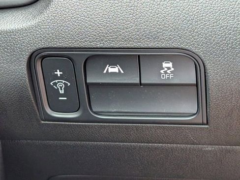 Used 2022 Kia Sorento S AWD/4WD image 24