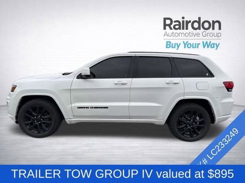 Used 2020 Jeep Grand Cherokee Altitude AWD/4WD image 4