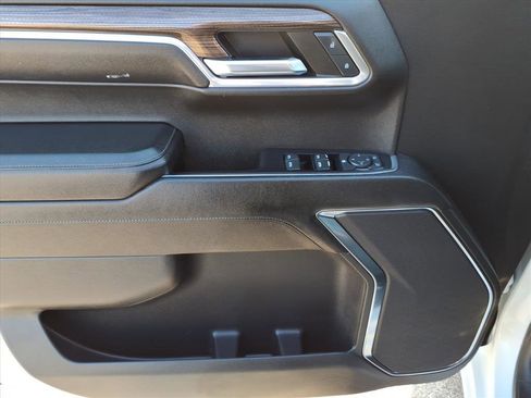 Used 2023 Chevrolet Silverado 1500 LT Trail Boss w/ Protection Package image 15