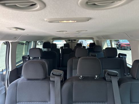 Used 2021 Ford Transit 350 XL RWD image 14