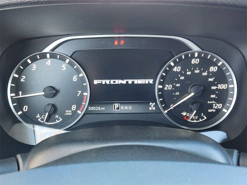 Used 2024 Nissan Frontier SV w/ SV Convenience Package image 10