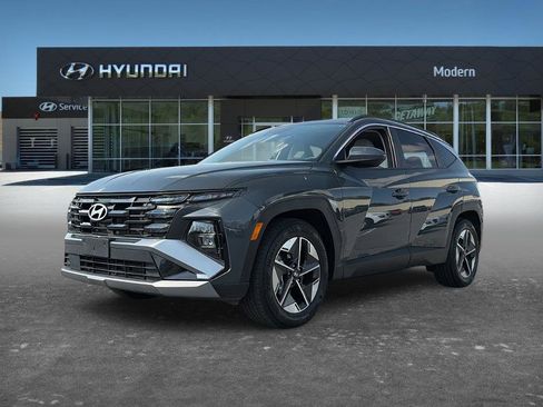 Certified 2025 Hyundai Tucson SEL image 1