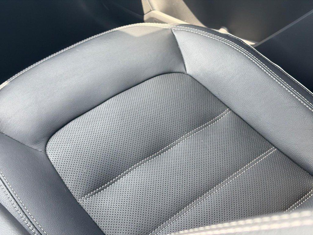 Used 2025 MAZDA CX-5 AWD 2.5 S w/ Preferred Package image 17