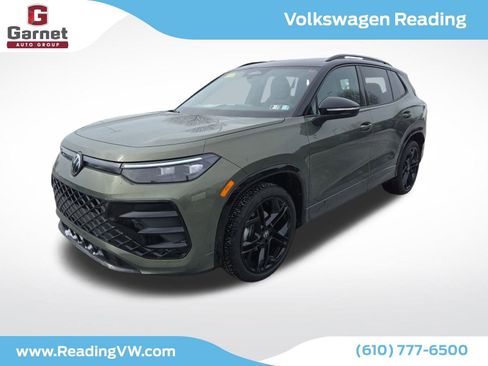 New 2026 Volkswagen Tiguan SE R-Line image 1