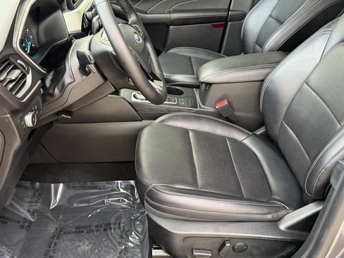 Used 2021 Ford Escape SEL FWD image 18