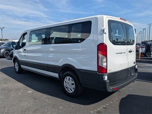 Used 2022 Ford Transit 350 XLT image 6