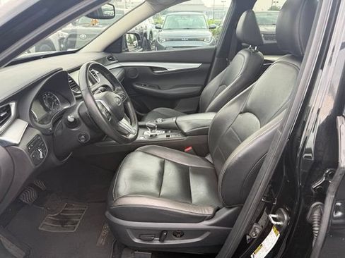 Used 2019 INFINITI QX50 Essential w/ Premium Heat Package AWD/4WD image 16