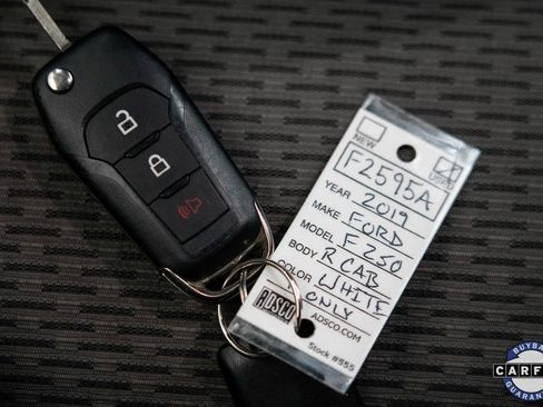 Used 2019 Ford F250 XLT w/ XLT Value Package image 34