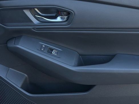 Used 2023 Honda Accord EX image 23